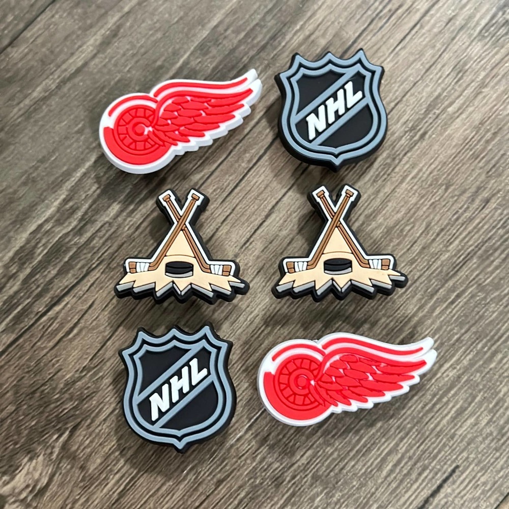 Detroit Red Wings Hockey Team Charm For Crocs Shoe Charms - 6 Pieces